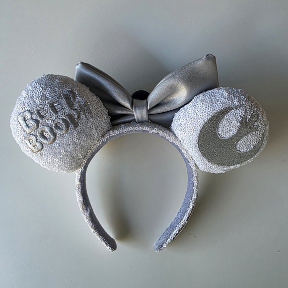 Loungefly R2D2 Sequin Mickey Mouse Ears - Picture 2 of 5